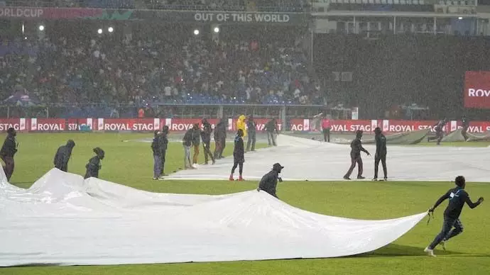 Cricket: दूसरे सेमीफाइनल पर बारिश का खतरा मंडरा रहा