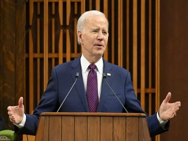 Joe Biden ने समलैंगिक यौन संबंधों पर प्रतिबंध लगाने वाले कानून के तहत दोषी ठहराए गए अमेरिकी दिग्गजों को माफ़ किया