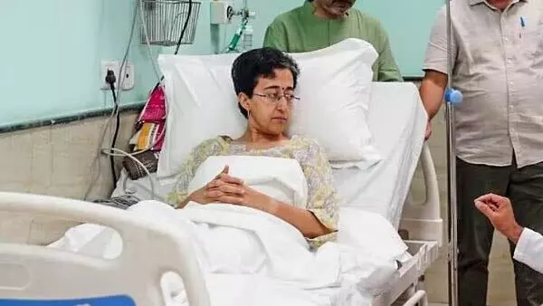 New Delhi : जल भूख हड़ताल के बाद आतिशी को लोक नायक अस्पताल से छुट्टी मिली