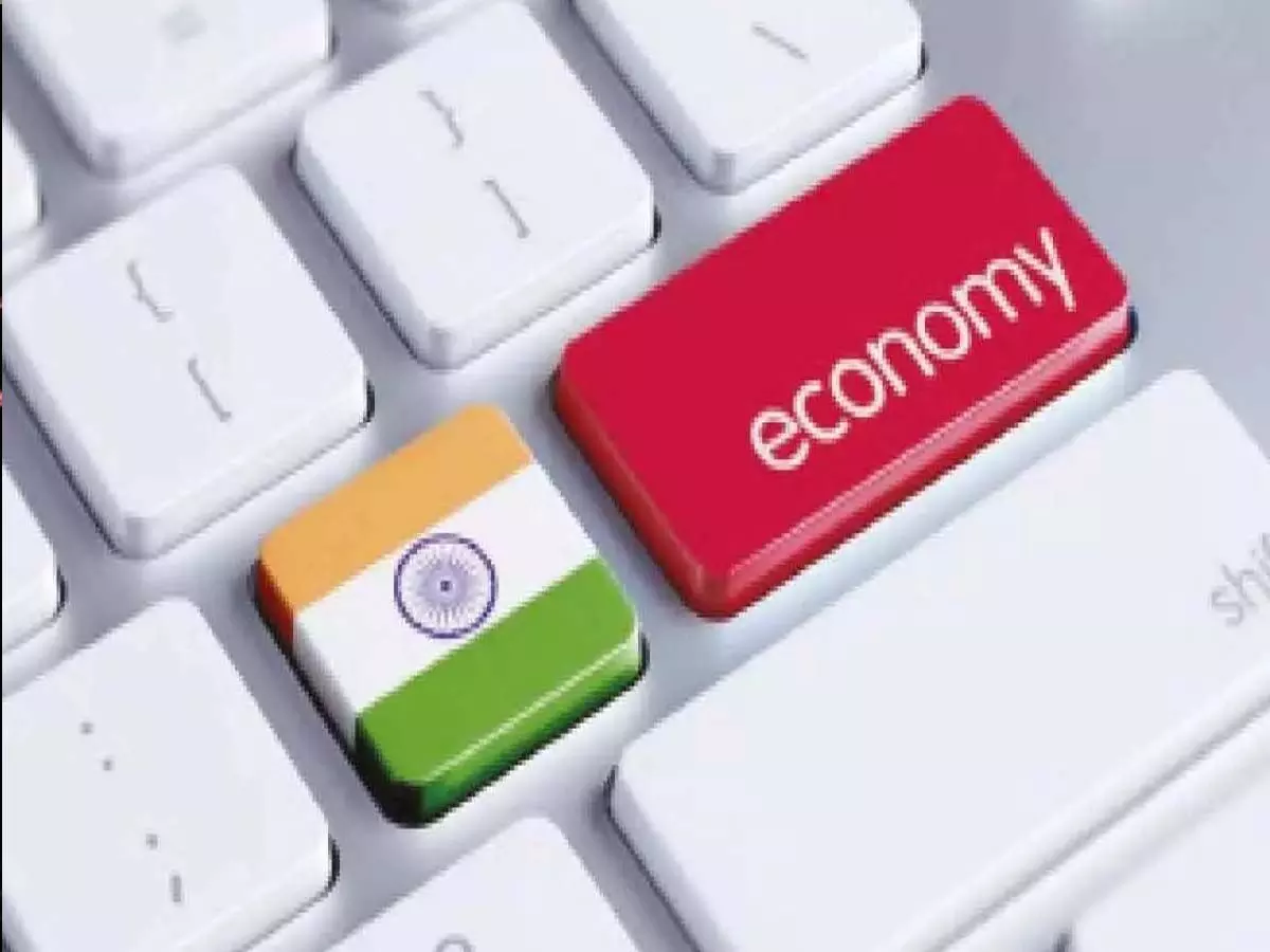 Economy ; RBI गवर्नर  अर्थव्यवस्था में 8%  वृद्धि