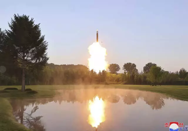 North Korea: उत्तर कोरिया का कहना है कि उसने एक नई मल्टीवारहेड मिसाइल का परीक्षण किया