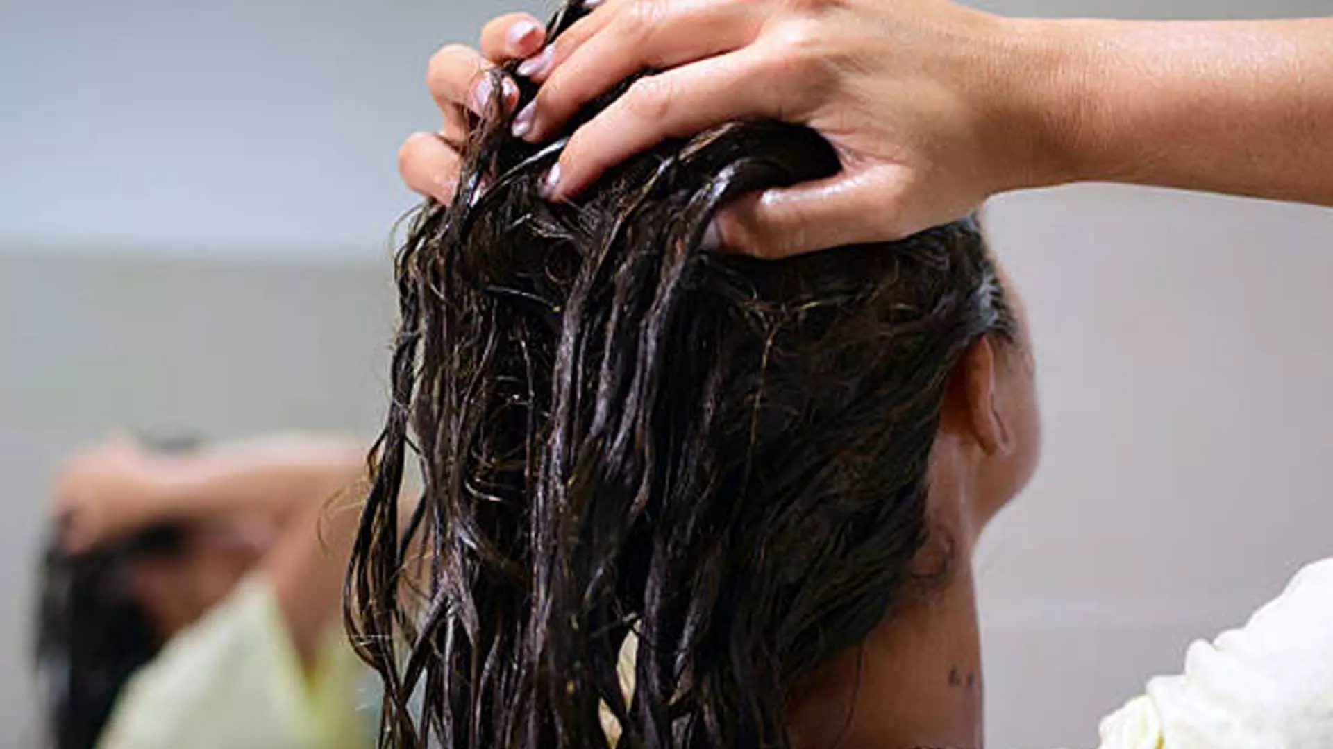 Long Hair: इन 9 प्राकृतिक चीजों की मदद से पूरी करें लंबे बालों की चाहत आजमाए