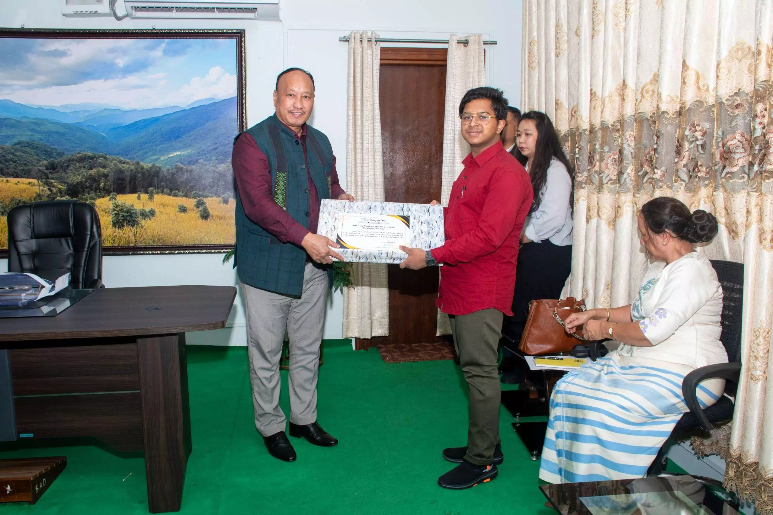 Mizoram News: ईएफ एंड सीसी मंत्री ने छात्रों को बधाई दी