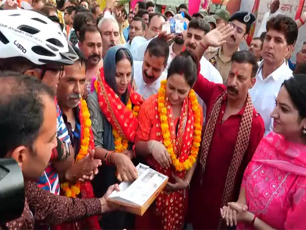 Jammu : 52 दिवसीय अमरनाथ यात्रा आज से शुरू होने के कारण सुरक्षा बढ़ा दी गई