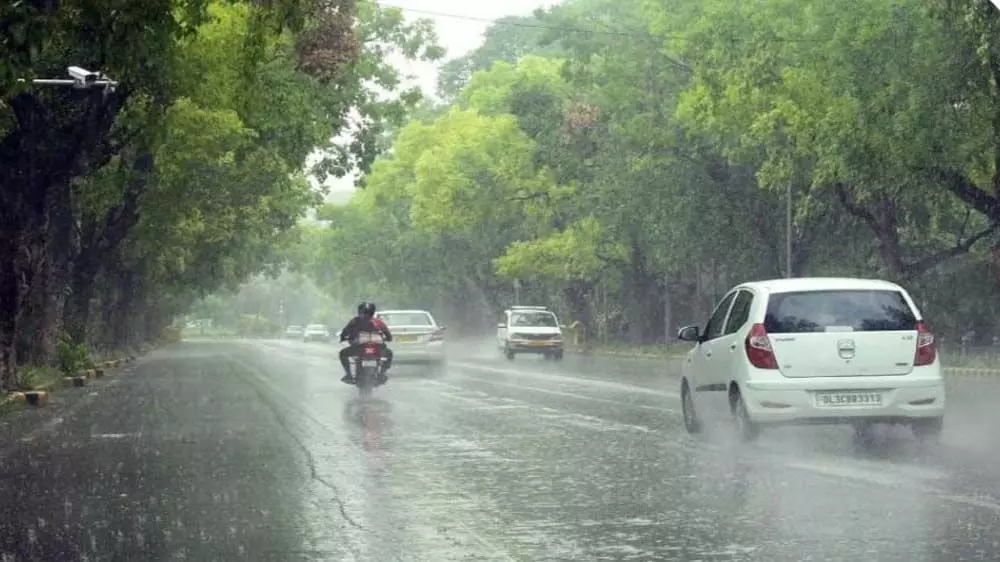Monsoon : अहमदाबाद में सुबह से ही बूंदाबांदी हुई