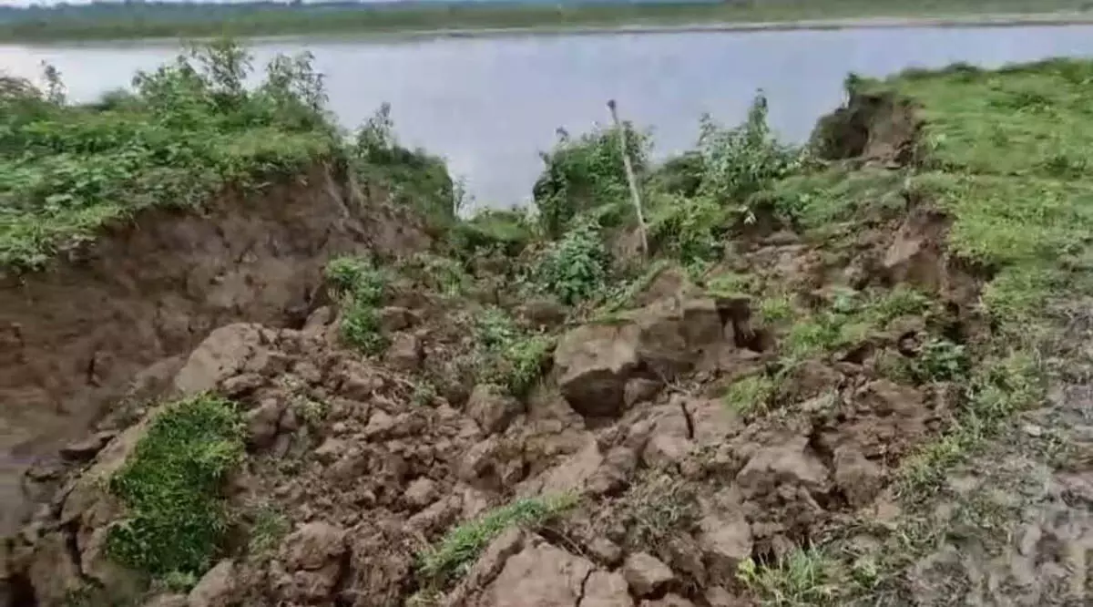 ASSAM NEWS :  बोर्डेकोराई निवासियों ने घातक नदी कटाव के खतरे के खिलाफ तत्काल कार्रवाई