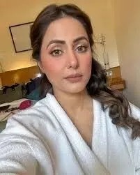 Hina Khan: टीवी एक्ट्रेस हिना खान को हुआ गंभीर बीमारी