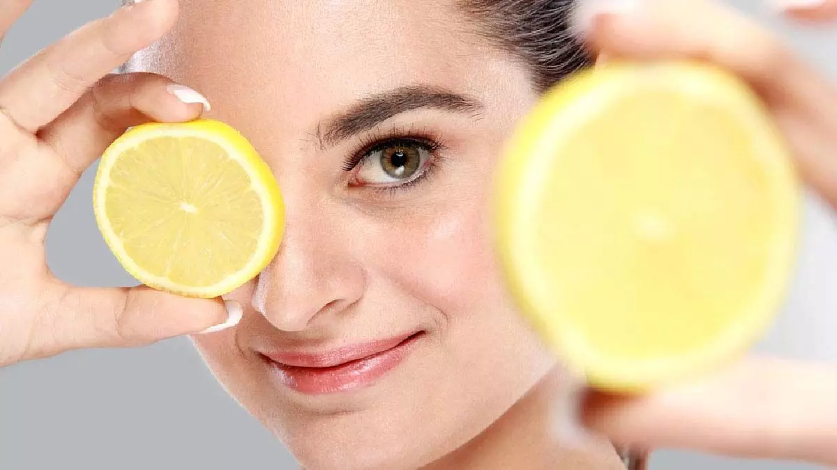 Lemon Steam: चहरे को निखार दे सकता हैं नींबू स्टीम जानें इसके फायदे