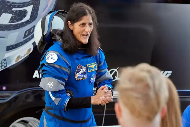 International News: सुनीता विलियम्स के अंतरिक्ष में फंसने से पृथ्वी पर चिंता का माहौल