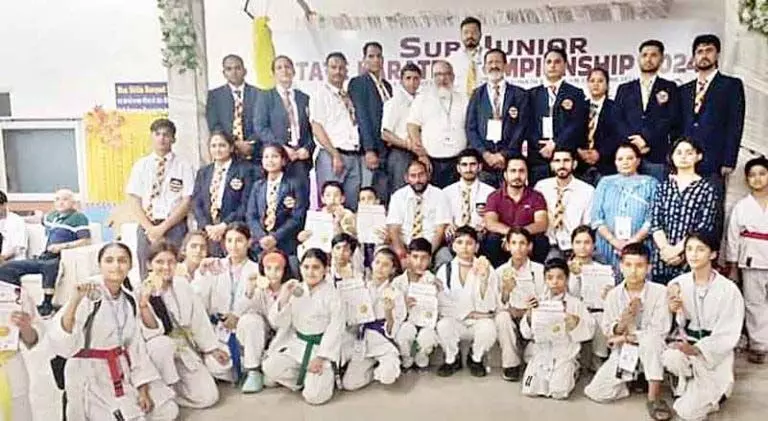 karate competition में बिलासपुर टीम ने 10 गोल्ड जीते
