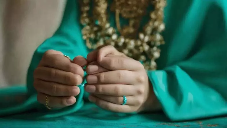 UP: शादी के 13 साल बाद पता चला पत्नी मुस्लिम है, प्रोफेसर ने दर्ज कराया केस