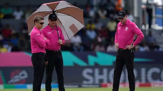 Cricket क्रिकेट: क्या फाइनल में बारिश खलल डालेगी