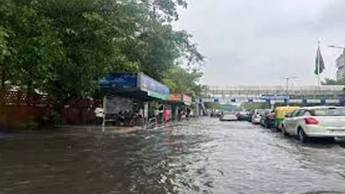 rain in Delhi ; दिल्ली में बारिश के यशोभूमि स्टेशन  बंद