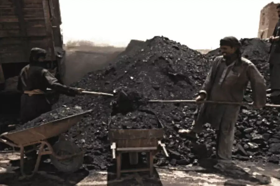 India में पिछले 10 वर्षों में आयातित कोयले की हिस्सेदारी में भारी गिरावट दर्ज की गई