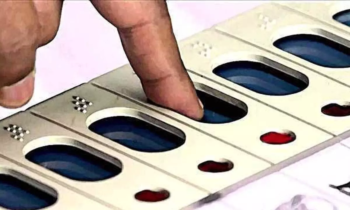 J & K NEWS: सीईओ ने अधिकारियों को विधानसभा चुनाव की तैयारी करने के निर्देश दिए