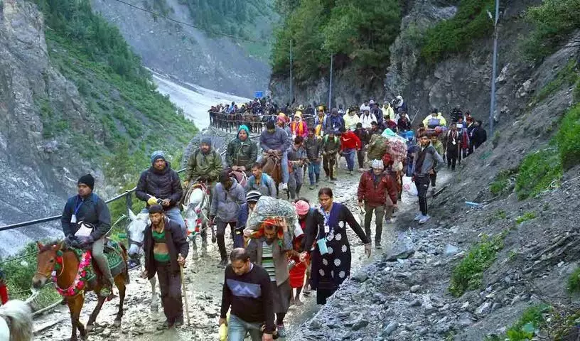 Jammu News:अमरनाथ यात्रा शुरू 4029 तीर्थयात्रियों का दूसरा जत्था रवाना