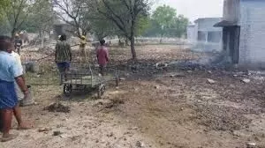 Tamilnadu News: विरुधुनगर की पटाखा फैक्ट्री में हुआ बड़ा ब्लास्ट
