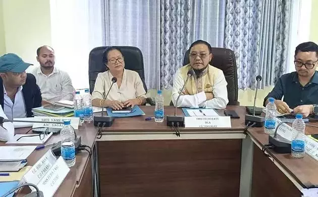 Arunachal : विधायक ने विकास में तेजी लाने के लिए विभागों से समन्वित प्रयास करने की मांग की