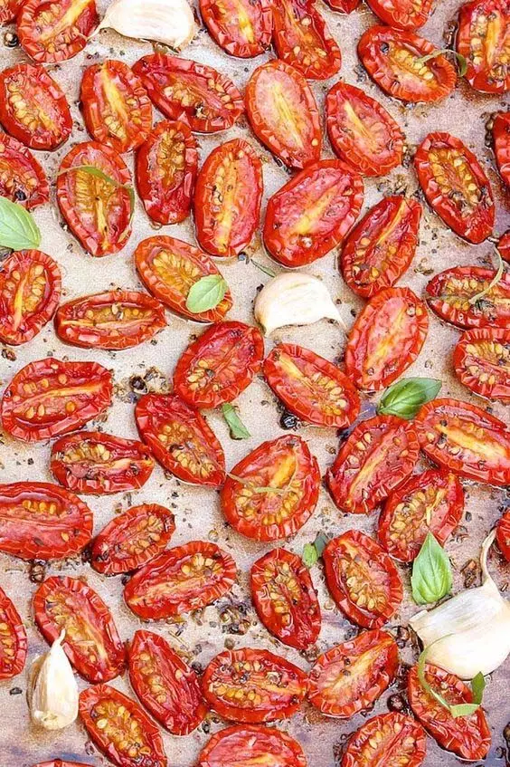 little grape tomatoes: गर्मियों के स्वाद को साल भर पाने का सबसे अच्छा रेसिपी