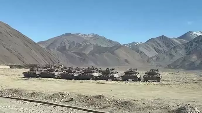 Ladakh में अचानक आई बाढ़ में 5 सैन्यकर्मियों की मौत
