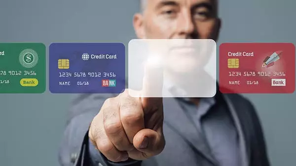 Business : अधिकांश बैंकों के लिए थर्ड-पार्टी ऐप क्रेडिट कार्ड का भुगतान बंद