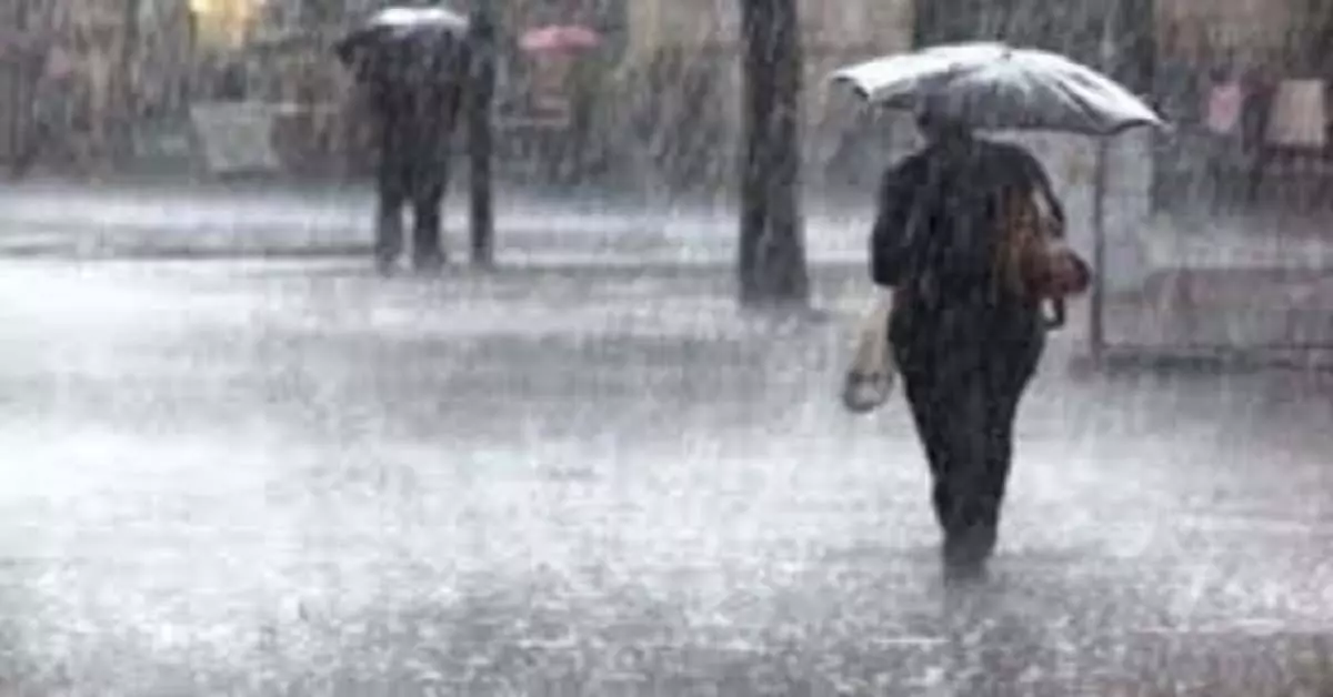 Monsoon Update : कम दबाव के कारण ओडिशा में अगले दो दिनों तक भारी बारिश, आठ जिलों के लिए येलो अलर्ट जारी