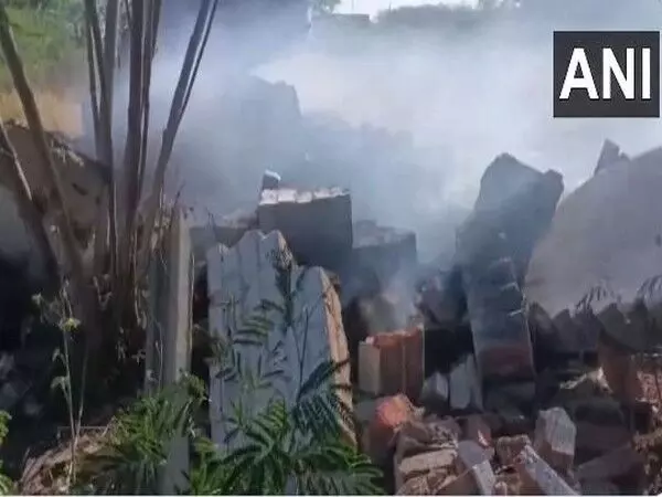 Virudhunagar में पटाखा फैक्ट्री में विस्फोट से तीन लोगों की मौत, एक घायल