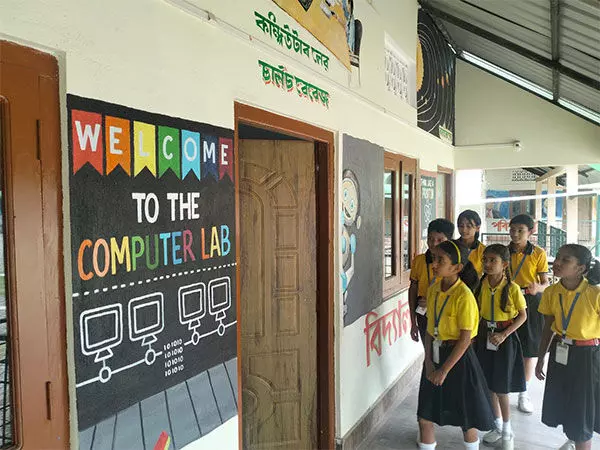 Assam के जोरहाट में निजी स्कूल वंचित बच्चों को मुफ्त शिक्षा प्रदान कर रहा