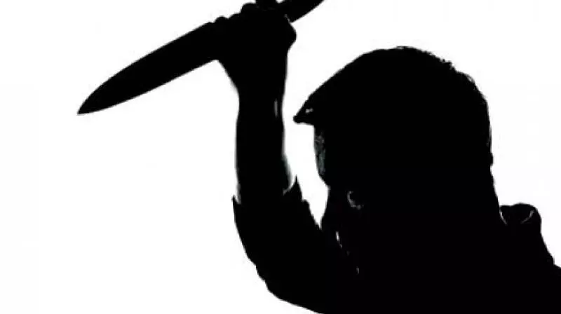 Andhra Pradesh: धोखा खाए प्रेमी ने प्रेमिका के पिता की चाकू घोंपकर हत्या कर दी