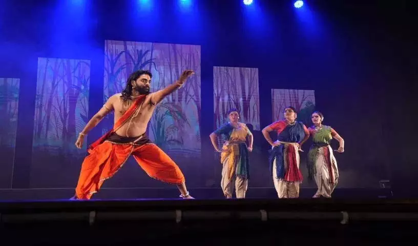 Hyderabad: नर्तकों के प्रदर्शन ने दर्शकों को रोमांचित और प्रेरित किया