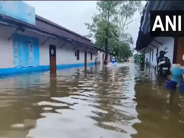 Assam: डिब्रूगढ़ में बारिश के बाद भीषण जलभराव से जनजीवन अस्त-व्यस्त