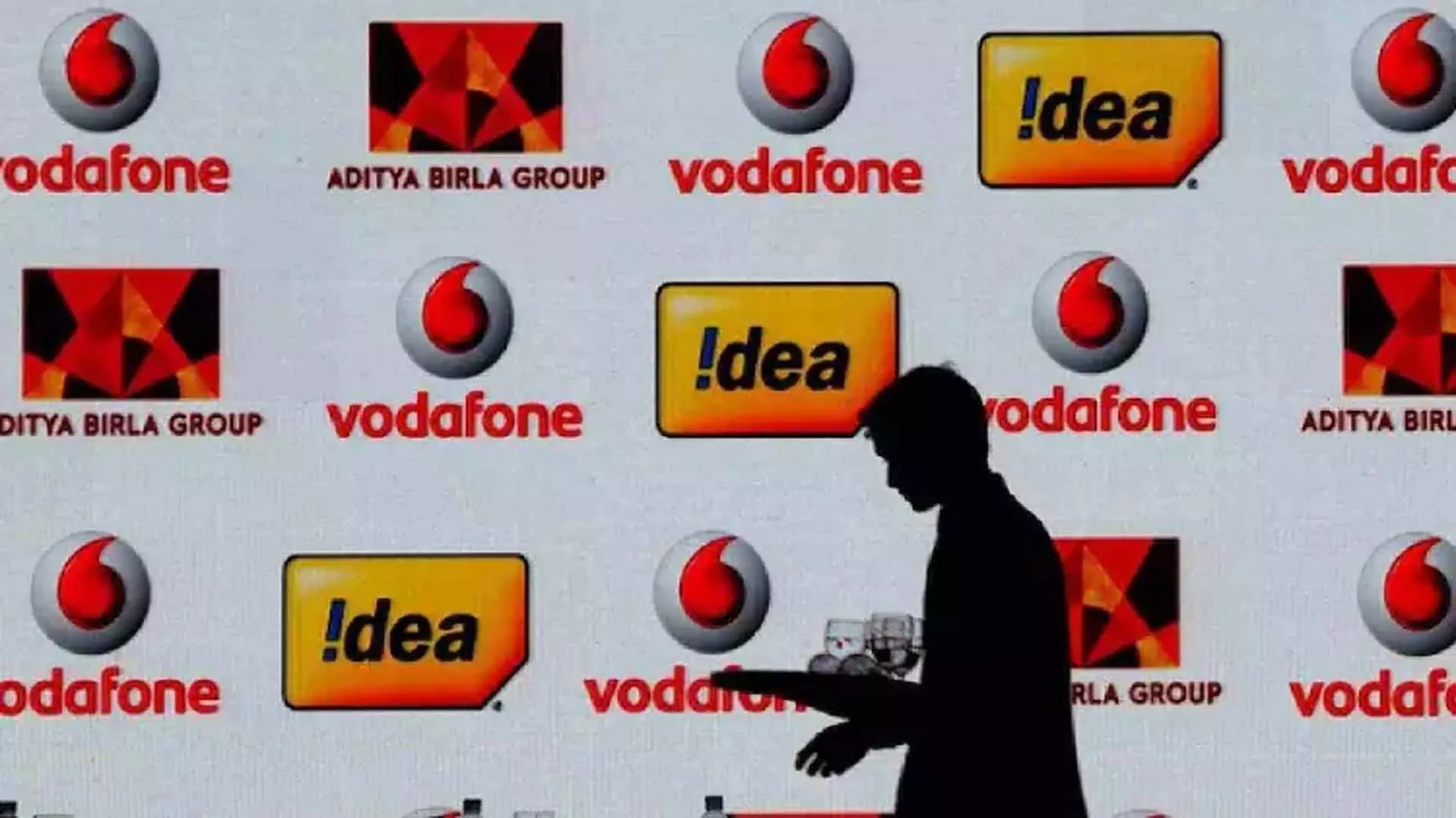 Jio, Airtel के बाद Vodafone Idea ने भी सभी प्रीपेड और पोस्टपेड प्लान के टैरिफ बढ़ाए