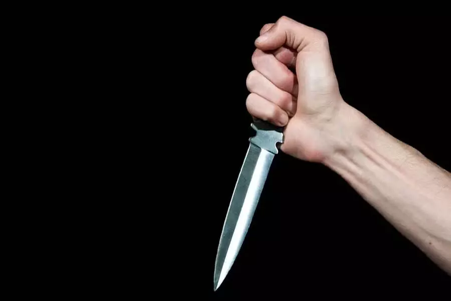 Odisha के गंजम में सहपाठी पर चाकू से हमला करने के आरोप में 9वीं कक्षा का छात्र गिरफ्तार