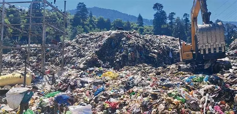 Himachal : कुल्लू, मनाली में खराब कचरा निपटान अभिशाप