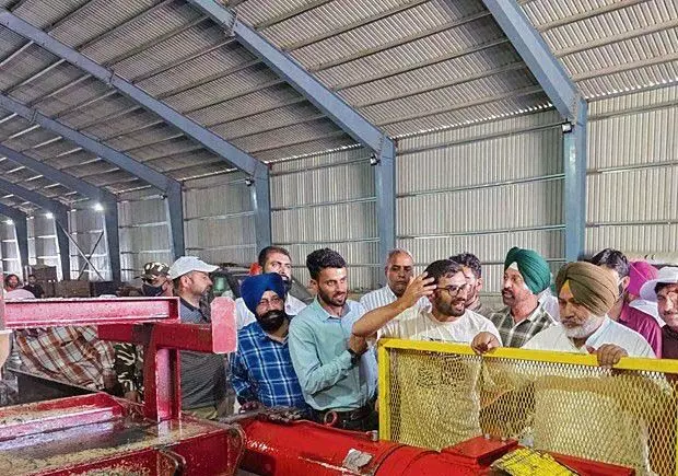 Punjab : जौरामाजरा के नेतृत्व में पंजाब के किसानों का प्रतिनिधिमंडल जम्मू-कश्मीर का दौरा कर फल और फूलों की किस्मों के बारे में जानकारी प्राप्त करेगा