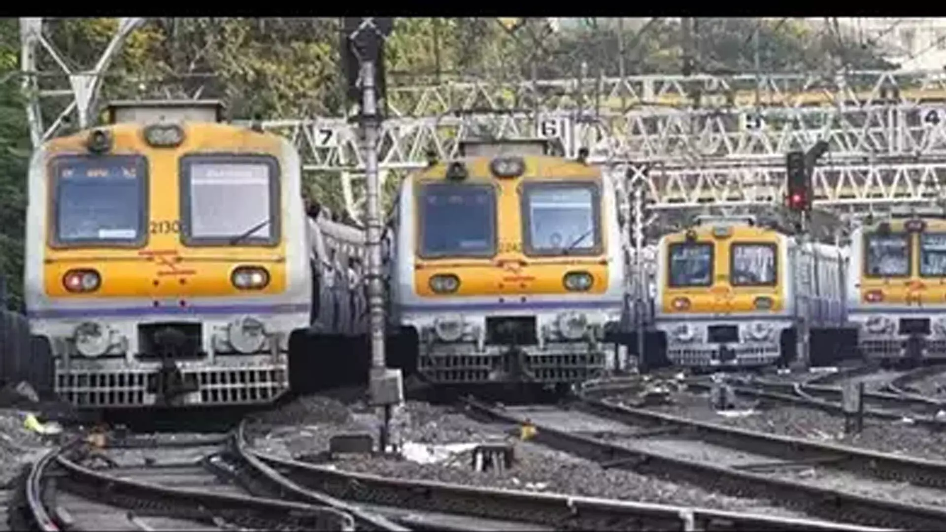 Mumbai News:  मध्य रेलवे पर आज मेगाब्लॉक की तैयारी