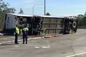 World News: Australia में बस दुर्घटना से हुई मौत