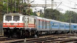 Kanpur: कोरोना काल से बंद ट्रेनों को अब रेलवे जल्द ही चालू करेगा