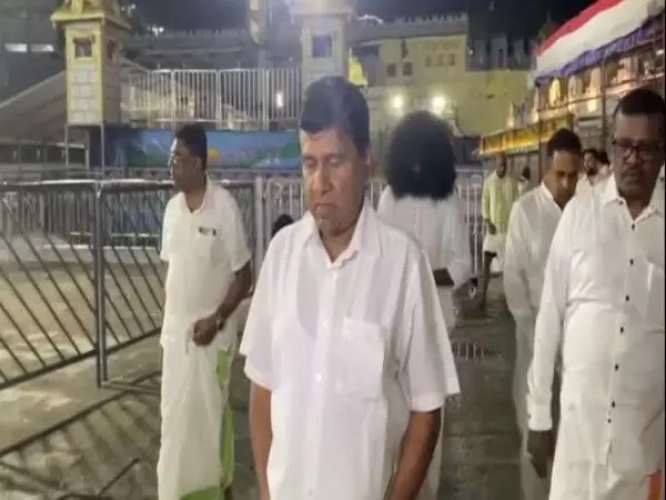 Sri Lanka के न्याय मंत्री विजयदास राजपक्षे ने तिरुपति बालाजी मंदिर में पूजा-अर्चना की