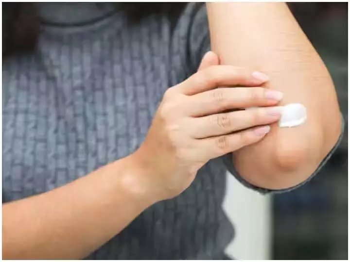 skin care: कोहनी और घुटने को साफ़ करने के ये तरीके जाने