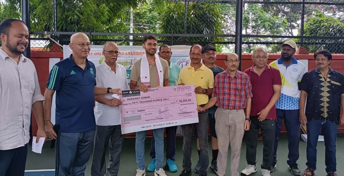 ASSAM  जोरहाट टेनिस क्लब ने जूनियर टेनिस प्रतियोगिता के साथ जिला दिवस मनाया और राष्ट्रीय स्टार परीक्षित सोमानी को सम्मानित