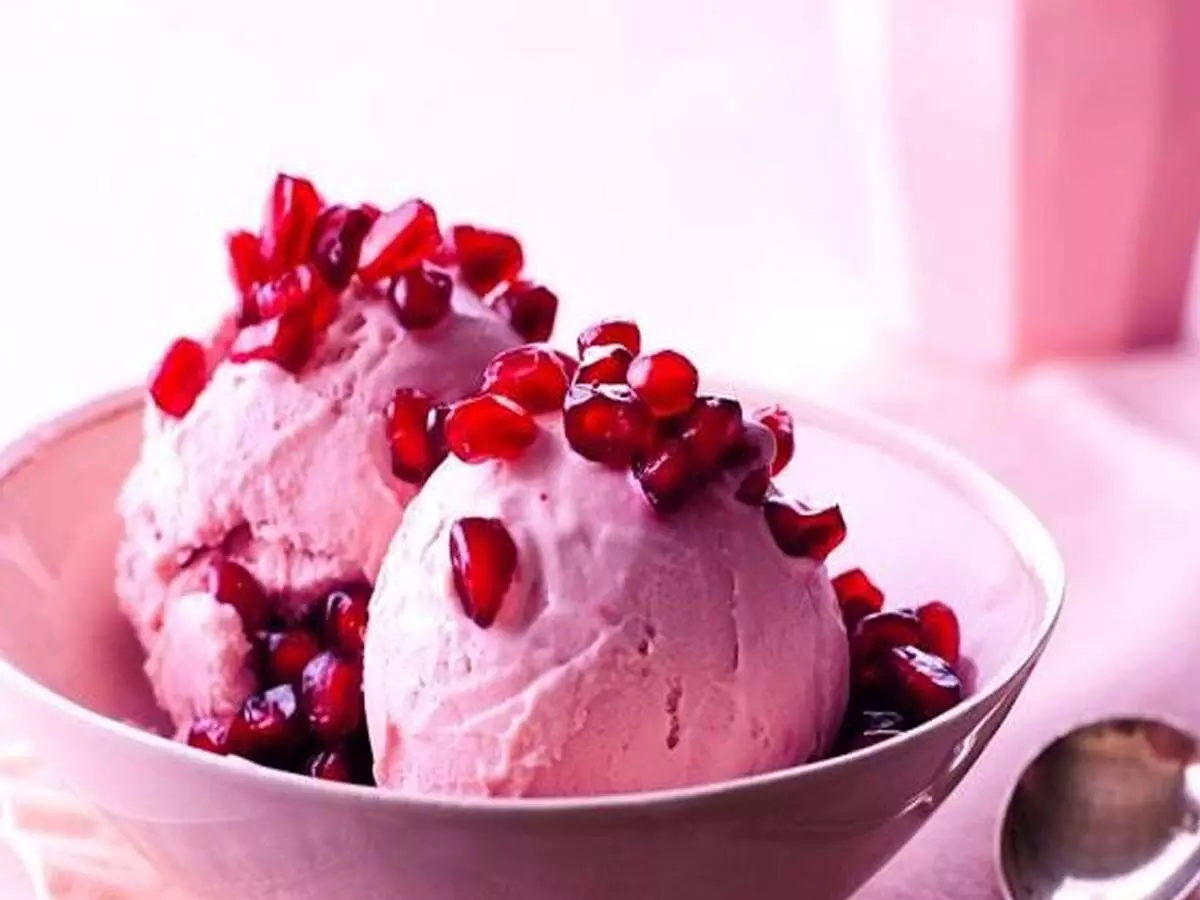 Pomegranate Ice Cream: घर पर बनाएं टेस्टी और हेल्दी पोमेग्रेनेट  आइस  क्रीम 