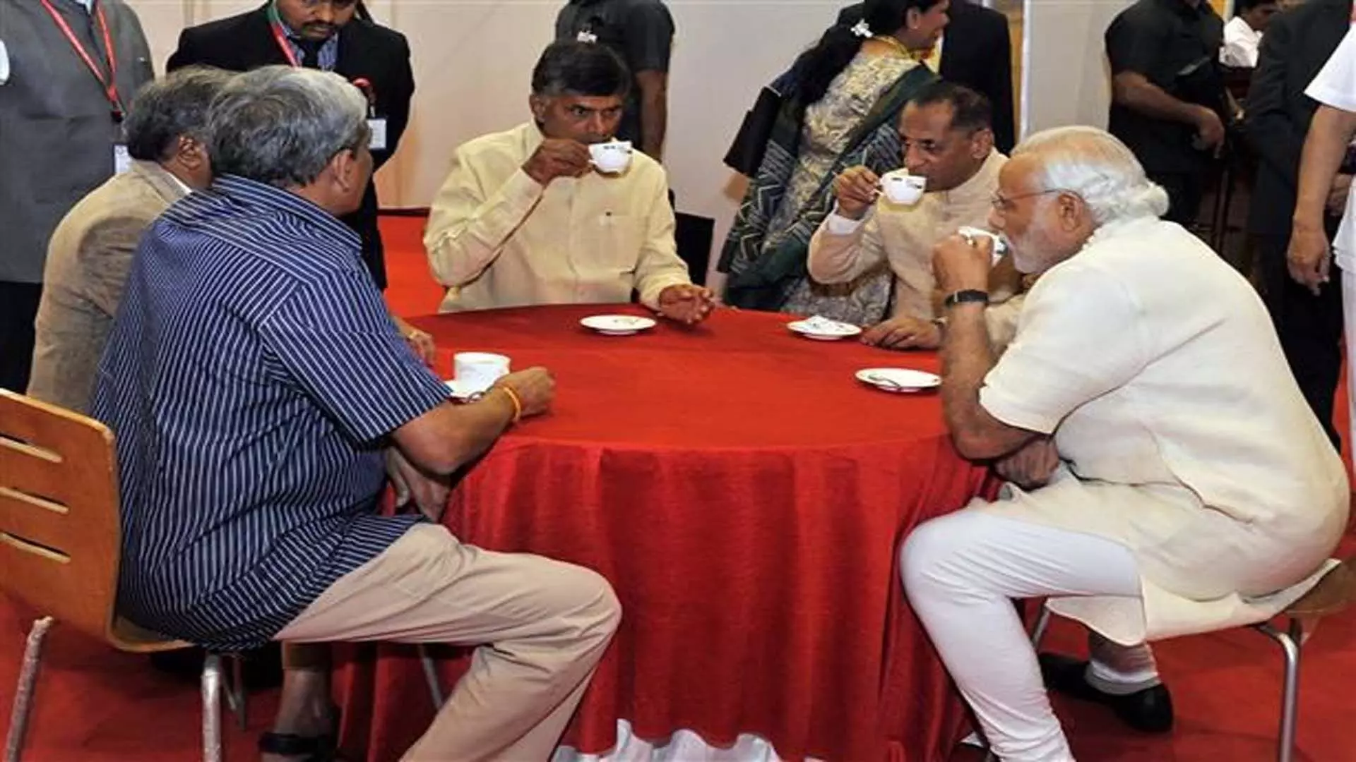 CM चंद्रबाबू नायडू ने अराकू कॉफी का समर्थन करने के लिए पीएम मोदी को धन्यवाद दिया