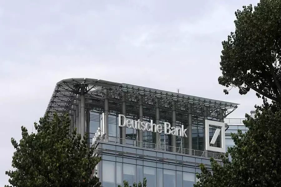 नियमों में बदलाव से भारत में कहीं से भी ग्राहकों को जोड़ने में मदद मिलेगी: Deutsche Bank