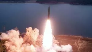 दक्षिण कोरिया, अमेरिका और जापान के सैन्य अभ्यास के जवाब में उत्तर कोरिया ने दागे दो बैलिस्टिक मिसाइल