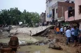Uttar Pradesh News:  मथुरा में ओवरहेड पानी की टंकी गिरने से 2 की मौत
