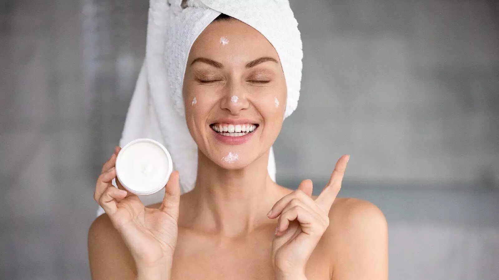 Skin Care: सर्दियों में यूँ रखे अपनी त्वचा की देखभाल जाने ये आसान तरीका
