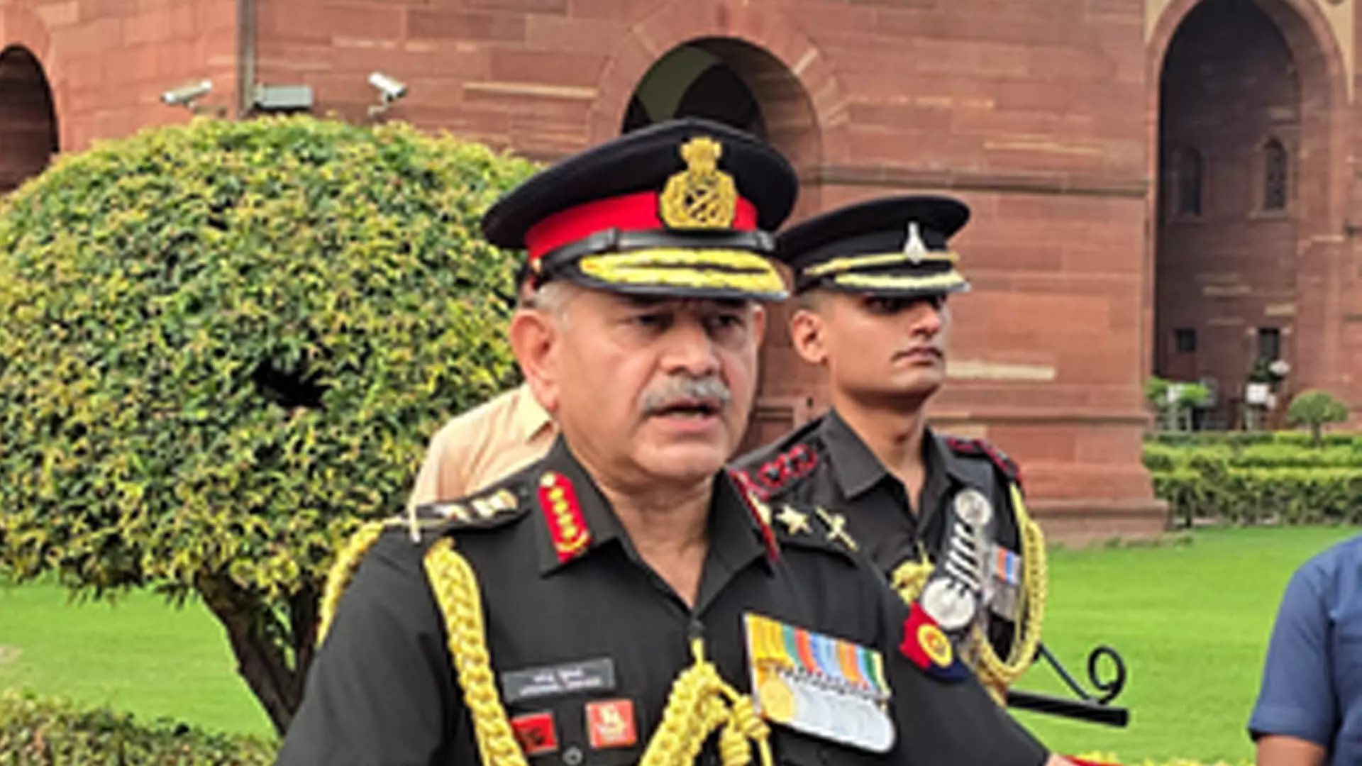 Delhi News: सेना सभी चुनौतियों का सामना करने के लिए पूरी तरह सक्षम और तैयार जनरल द्विवेदी