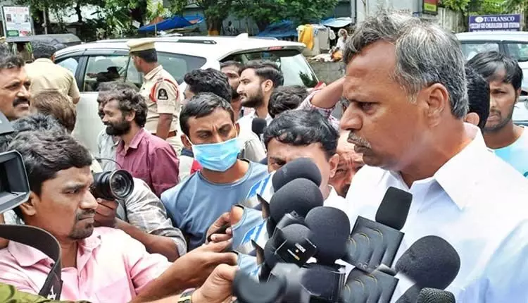 Hyderabad News: विधायकों की गिरफ्तारी, भूख हड़ताल पर विवाद