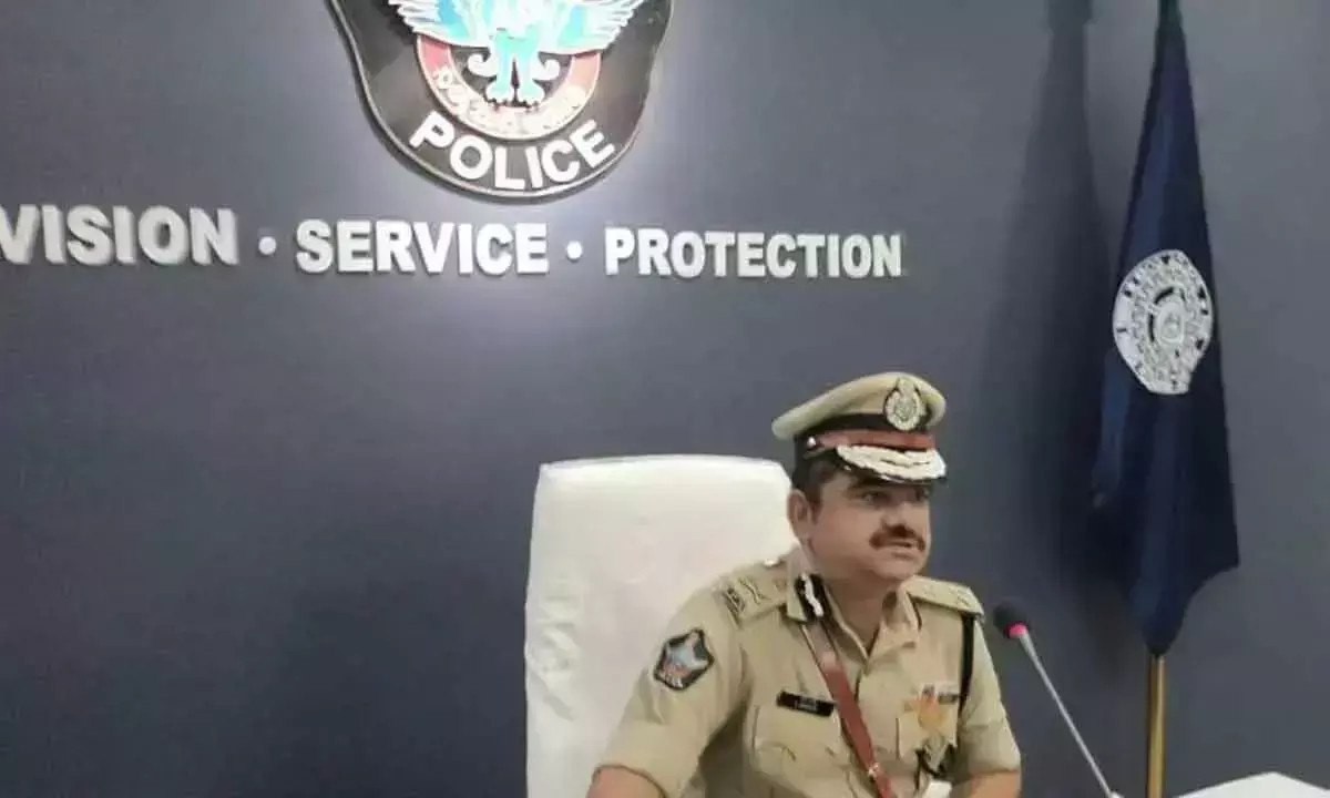 Andhra Pradesh: शंका ब्रत बागची ने पुलिस आयुक्त का पदभार संभाला